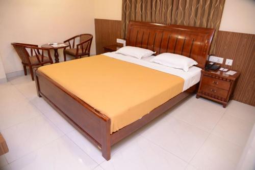 Гандидхам: Hotel Aarti International