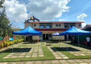 Даполи: Whistling Waves Beach Resort