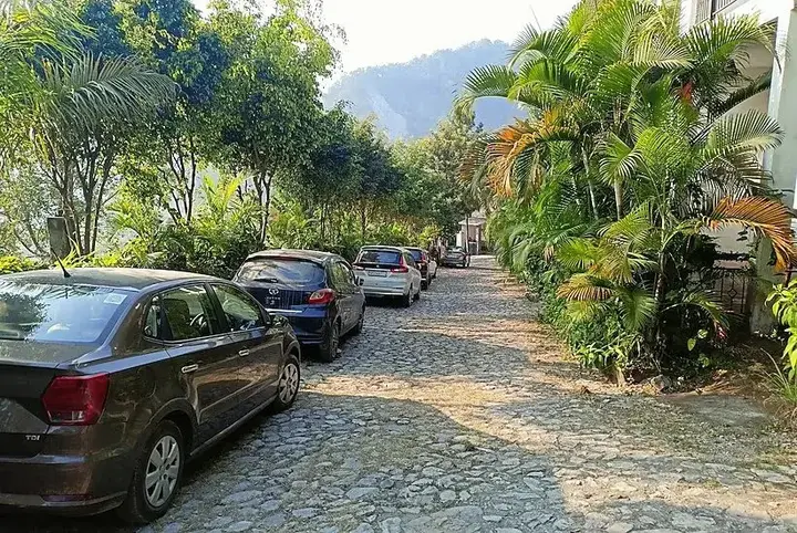 Крепость Ramnagar: Saalvan Resort