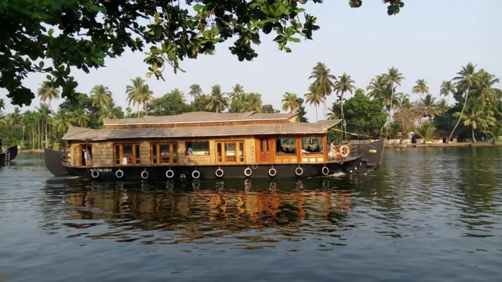 Аллеппи: Sea Breeze Beach Home Stay