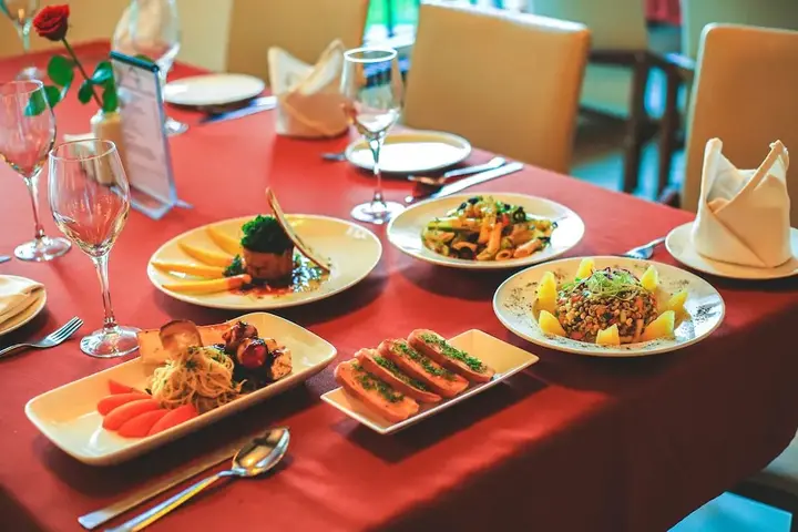 Удджайн: Rudraksh Club & Resorts