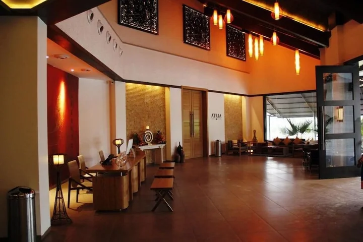 Удджайн: Rudraksh Club & Resorts