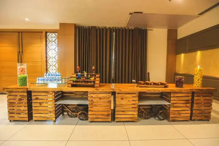 Удджайн: Rudraksh Club & Resorts