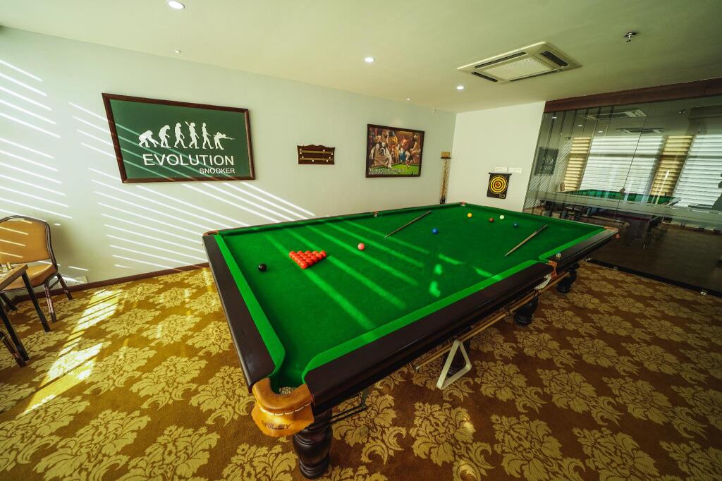 Удджайн: Rudraksh Club & Resorts