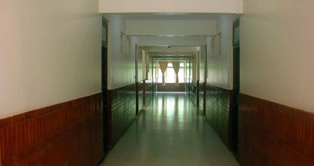 Ратнагири: Hotel Durvankur