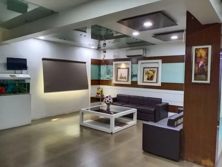 Junagadm: Hotel Platinum