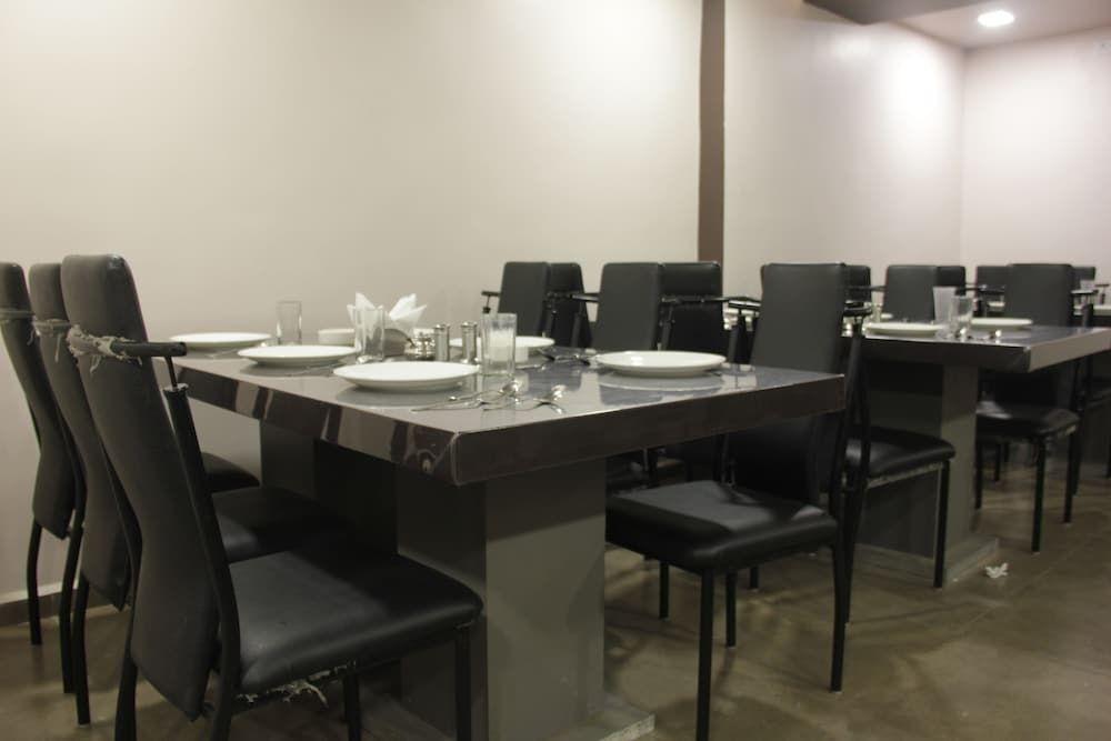 Junagadm: Hotel Platinum