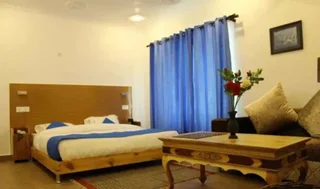 Каргил: Barula Hotel