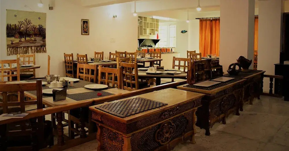 Каргил: Barula Hotel