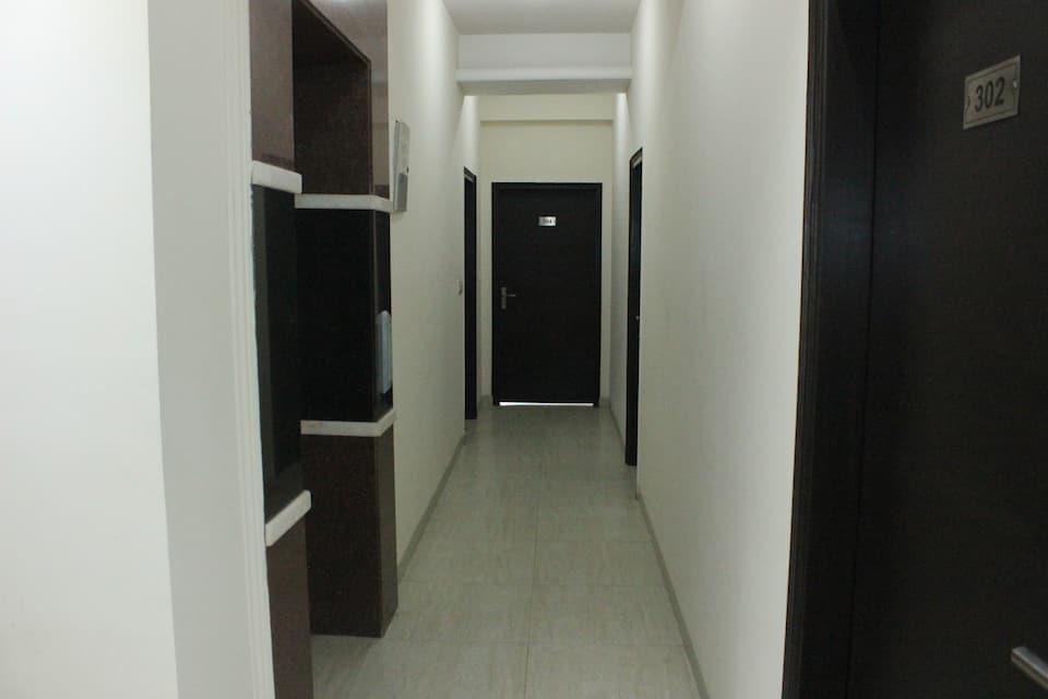 Гуруграм: Sparklin Suites