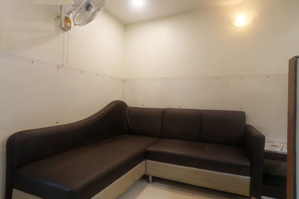 Мумбаи: OYO 4186 Hotel Oyster