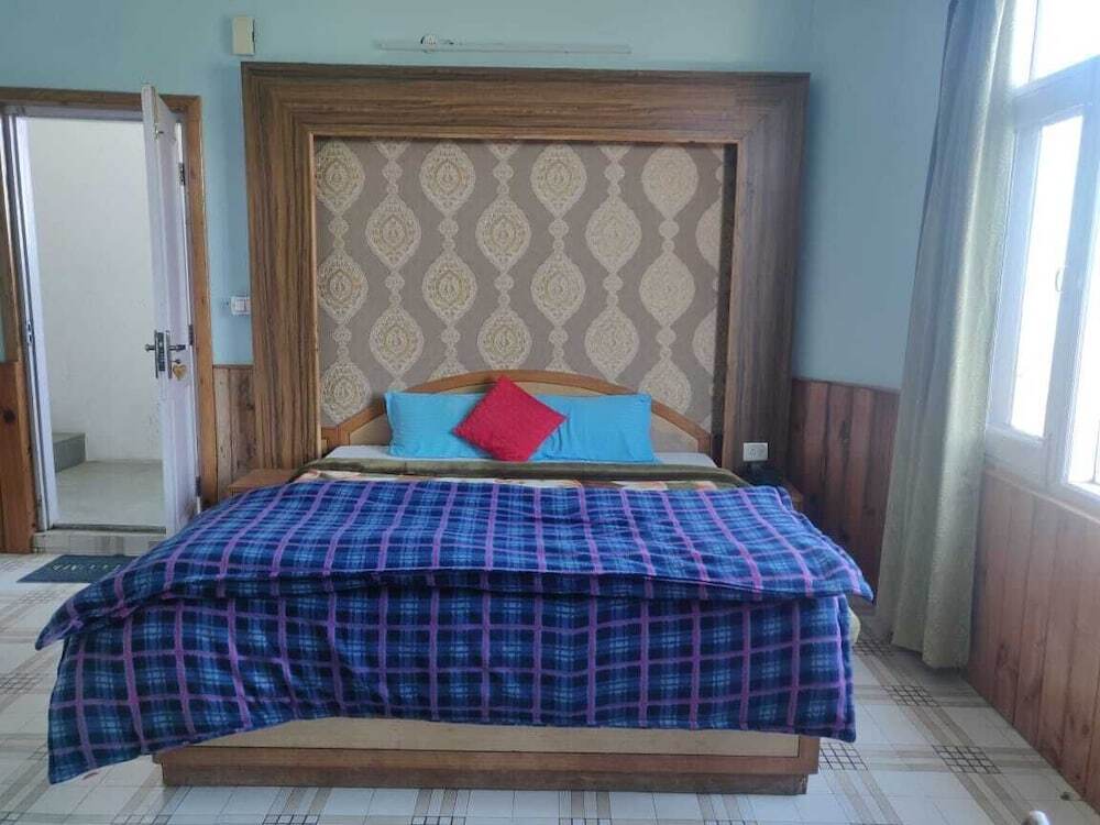 Шоги: Hotel Raikot Resort