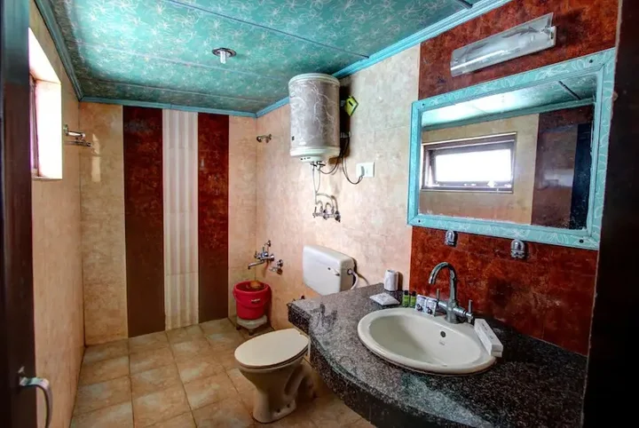 Манали: OYO 25050 Hotel Sukhsagar