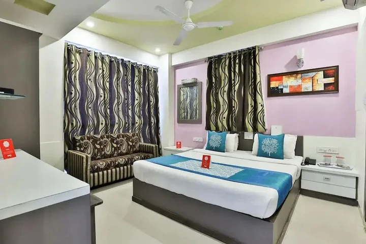 Гандхинагар: OYO 2389 Hotel The Grand Pritam