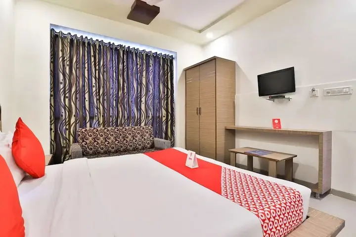 Гандхинагар: OYO 2389 Hotel The Grand Pritam
