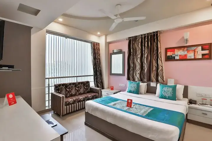 Гандхинагар: OYO 2389 Hotel The Grand Pritam