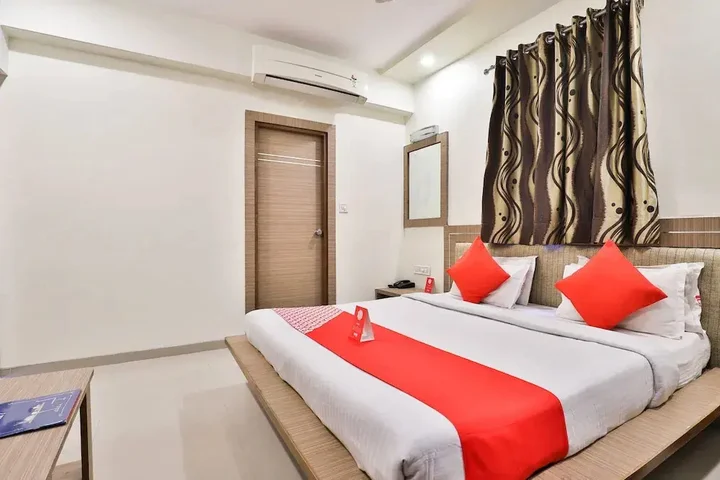 Гандхинагар: OYO 2389 Hotel The Grand Pritam