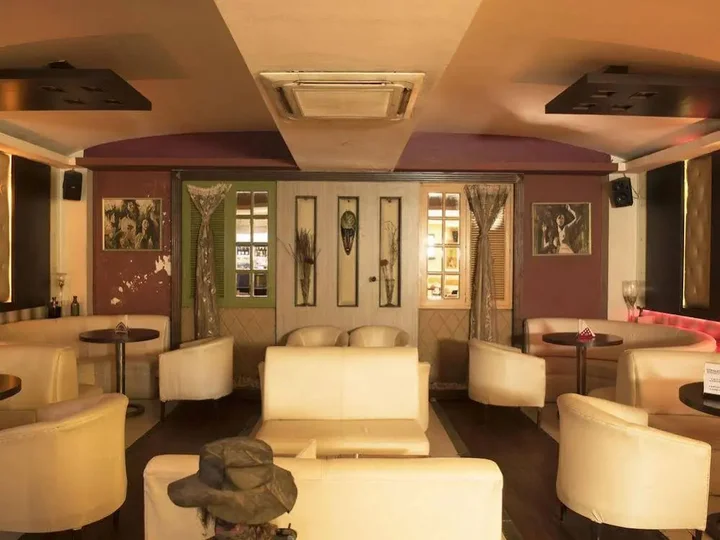 Гувахати: OYO Premium GS Road Near International Hospital