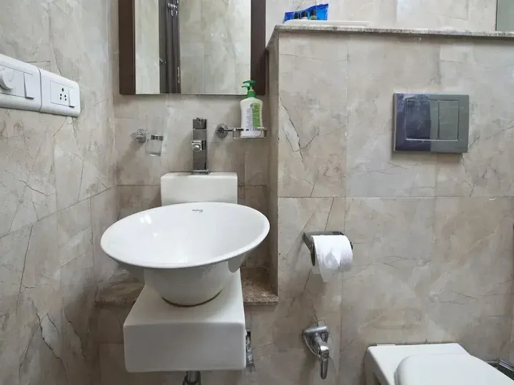 Гуруграм: OYO 2216 Hotel Live Inn
