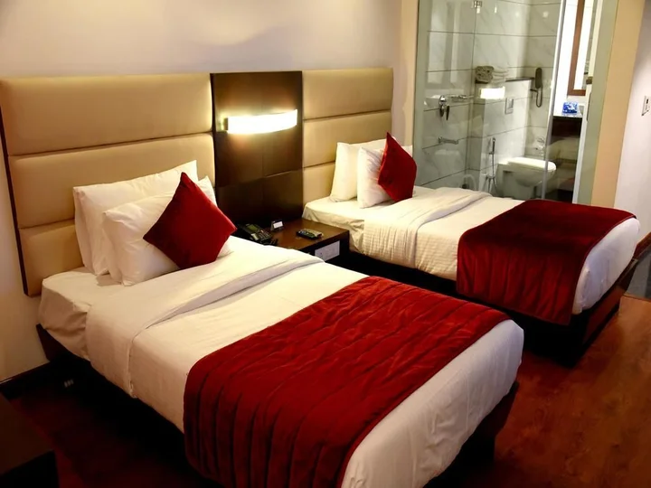 Чандигарх: OYO 2650 Hotel Sunbeam Premium