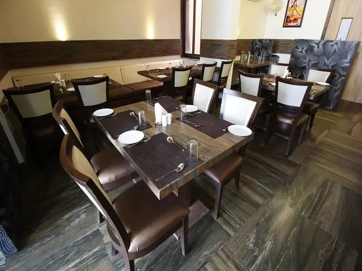 Дварка: OYO Premium Home Guard Chowk Dwarka