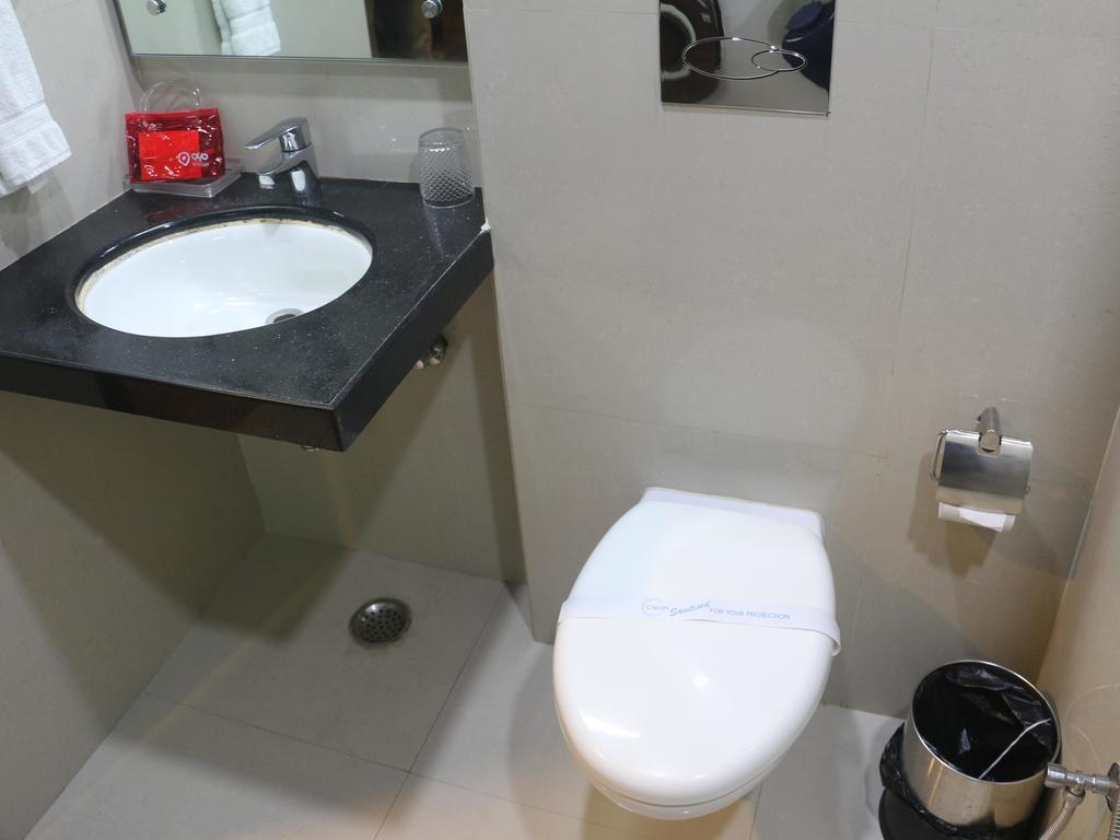 Райпур: OYO Rooms Pandri Main Road