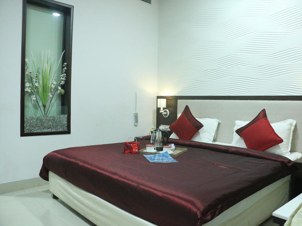 Райпур: OYO Rooms Pandri Main Road