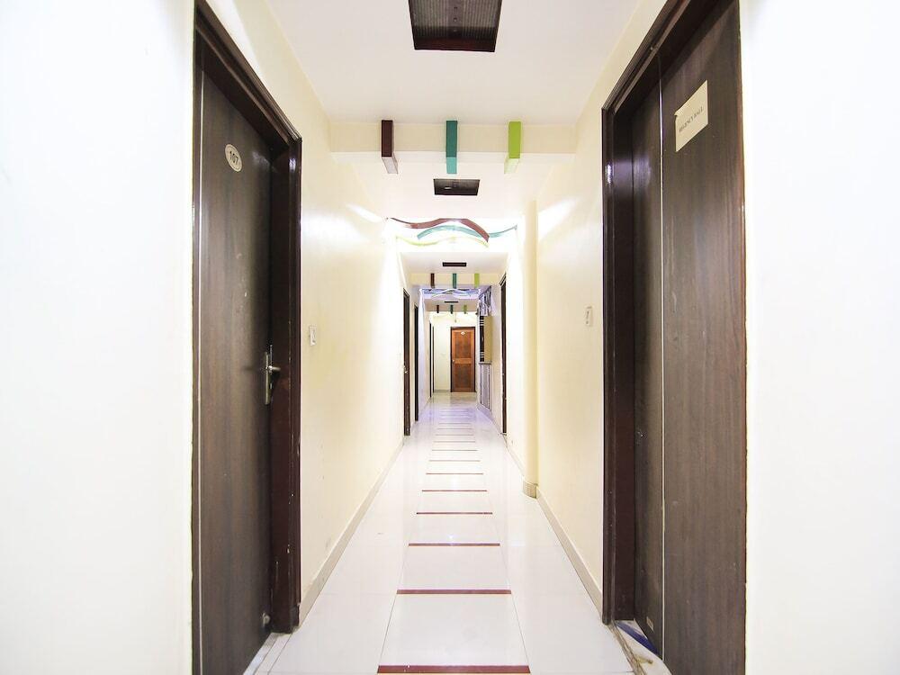 Канпур: OYO 2569 Hotel Paradise