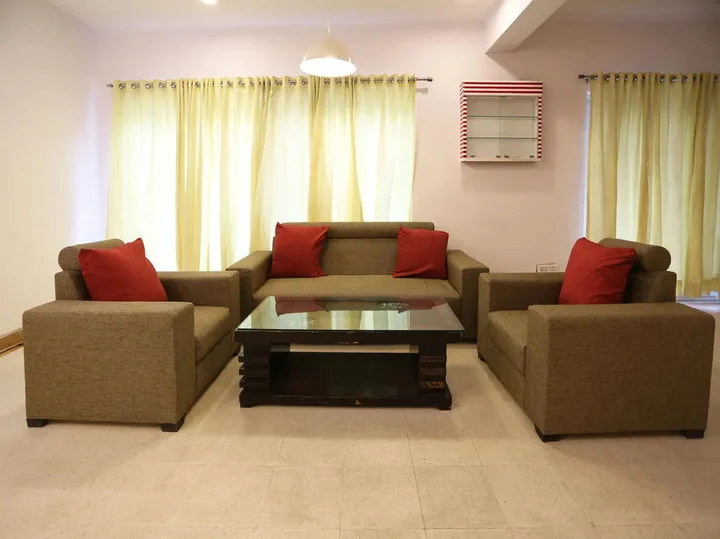 Нойда: OYO Flagship Noida Golf Course