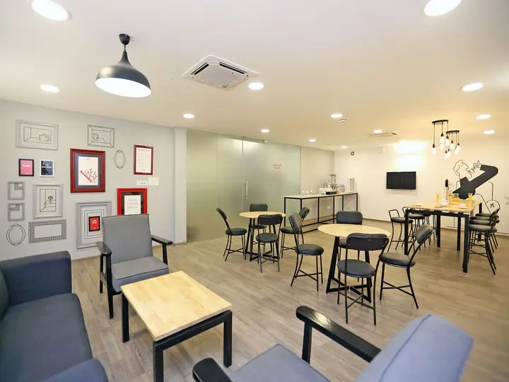 Гуруграм: OYO Flagship HUDA City Centre