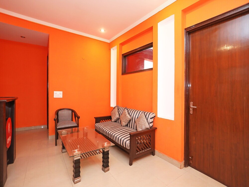 Гуруграм: OYO Rooms Near DLF Phase 1