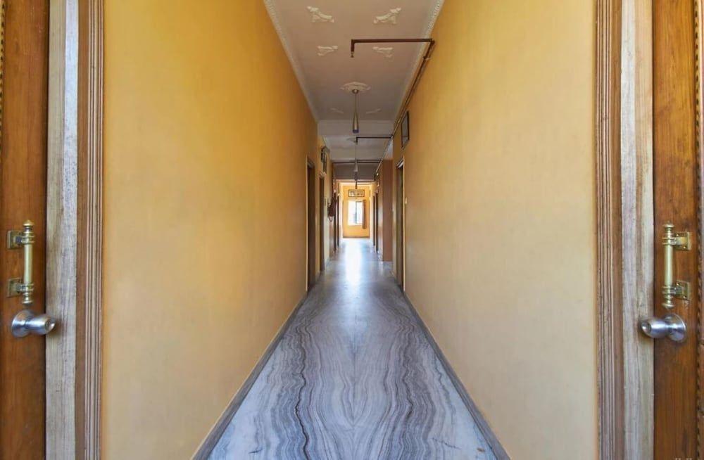 Бхубанешвар: OYO Rooms Rajmahal Square 2