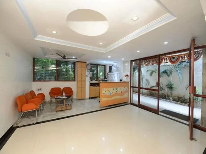 Вадодара: OYO Rooms BBC Tower Sayajigunj