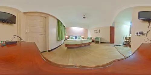 Колхапур: Hotel Ayodhya