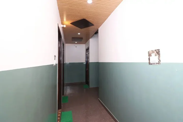 Нью-Дели: OYO 2407 Hotel Gera's M1