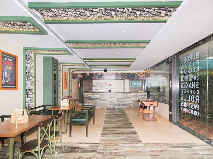 Канпур: OYO 2376 Bellevue Hotel