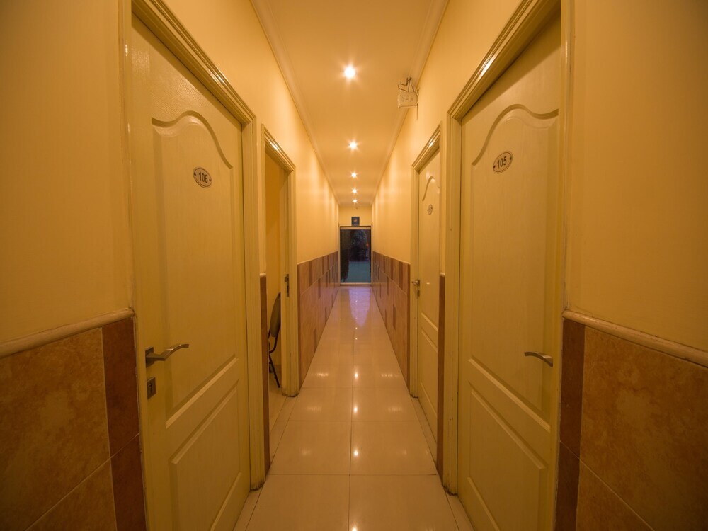 Канпур: OYO 2376 Bellevue Hotel