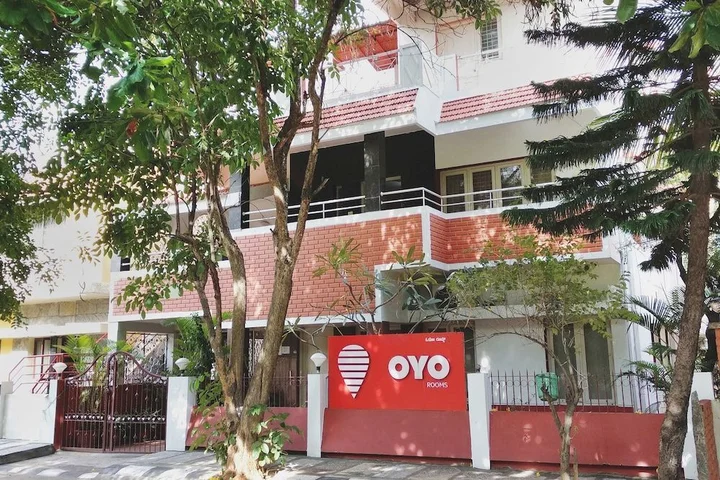 Бангалор: OYO 2266 Gokul Heritage