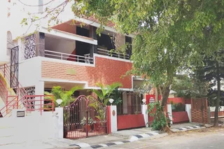 Бангалор: OYO 2266 Gokul Heritage