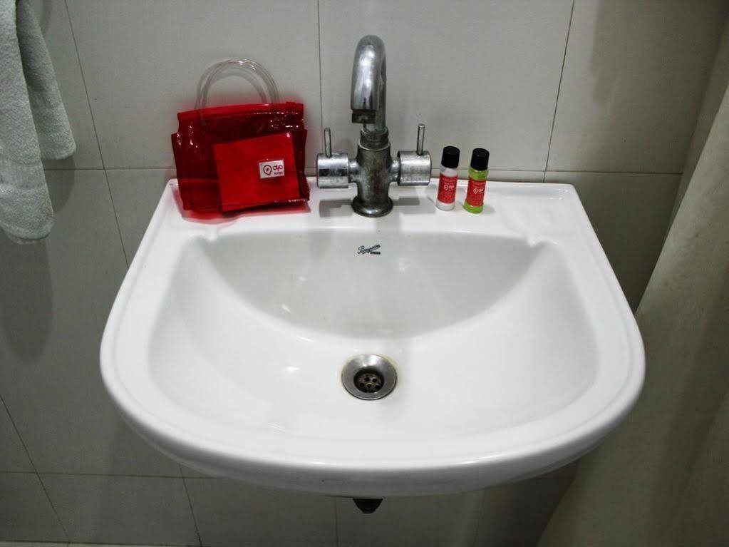Агра: OYO Rooms By Pass Road Gandhi Nagar