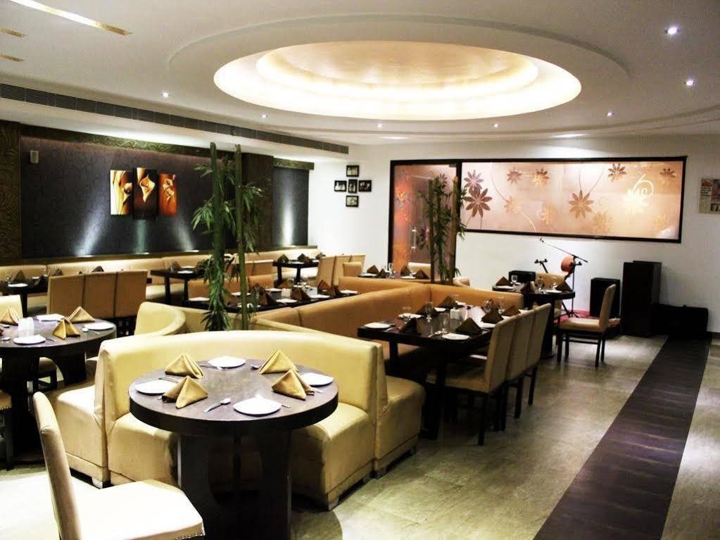 Агра: OYO Rooms By Pass Road Gandhi Nagar