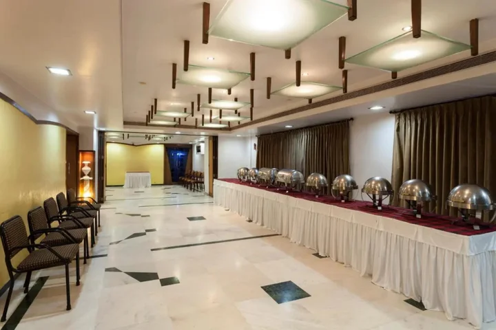 Колхапур: Hotel Vrishali Executive Kolhapur