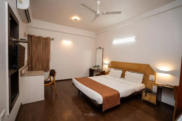 Колхапур: Hotel Vrishali Executive Kolhapur