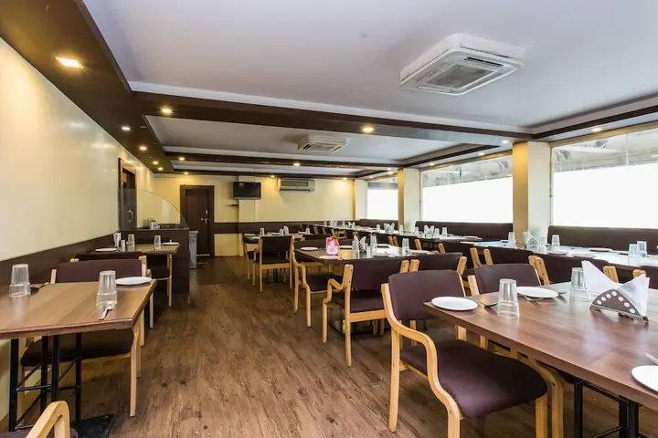 Индаур: OYO 2760 Hotel Chanakya