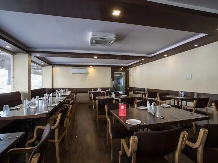 Индаур: OYO 2760 Hotel Chanakya