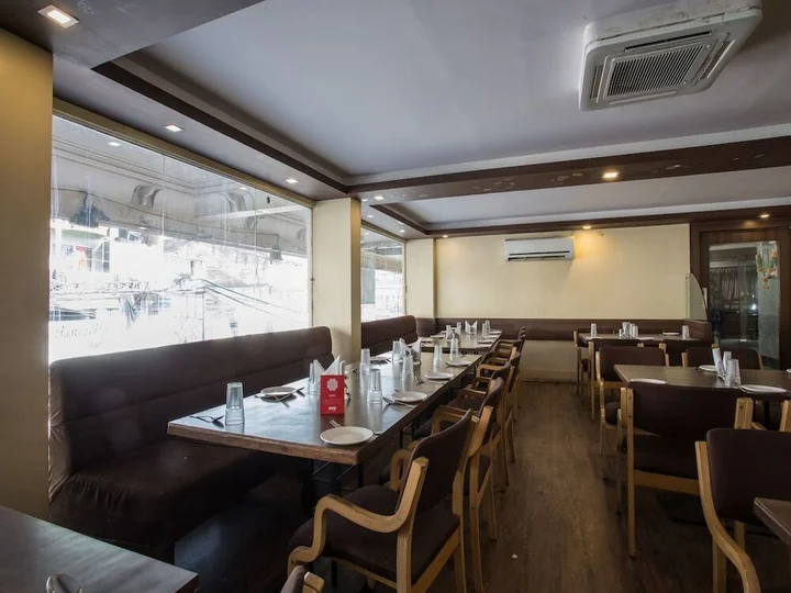 Индаур: OYO 2760 Hotel Chanakya