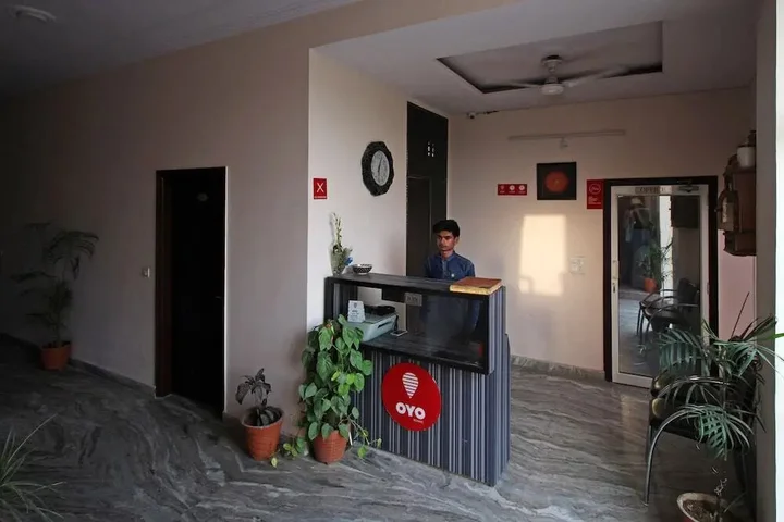 Большая Нойда: Hotel City Rooms Greater Noida by OYO Rooms
