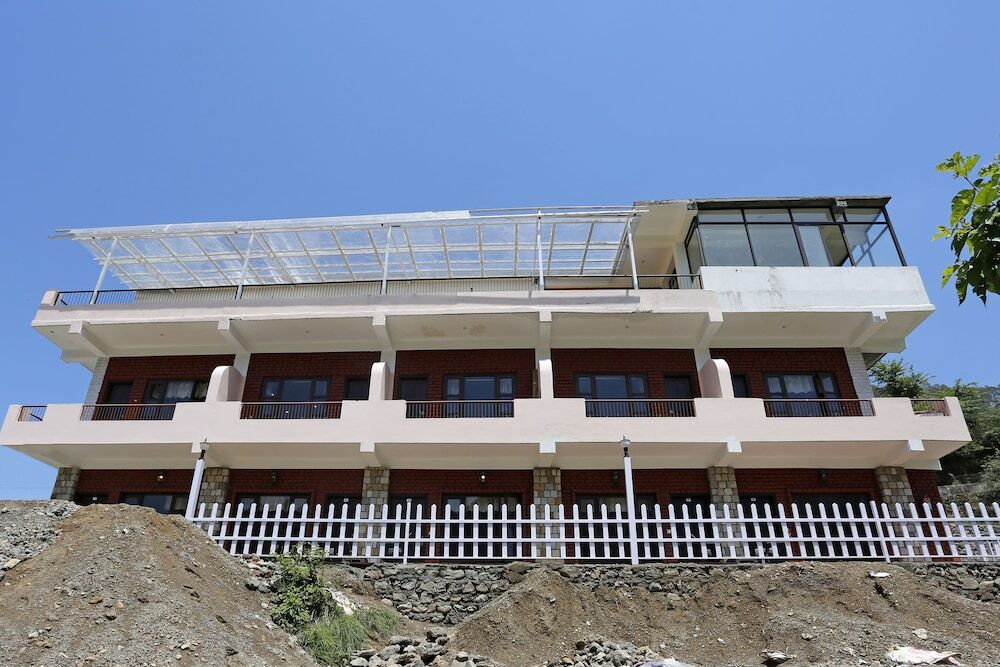Массури: OYO Rooms Kempty Falls Mussoorie