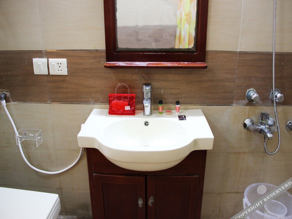 Нойда: OYO Rooms Sai Temple Noida Sector 61