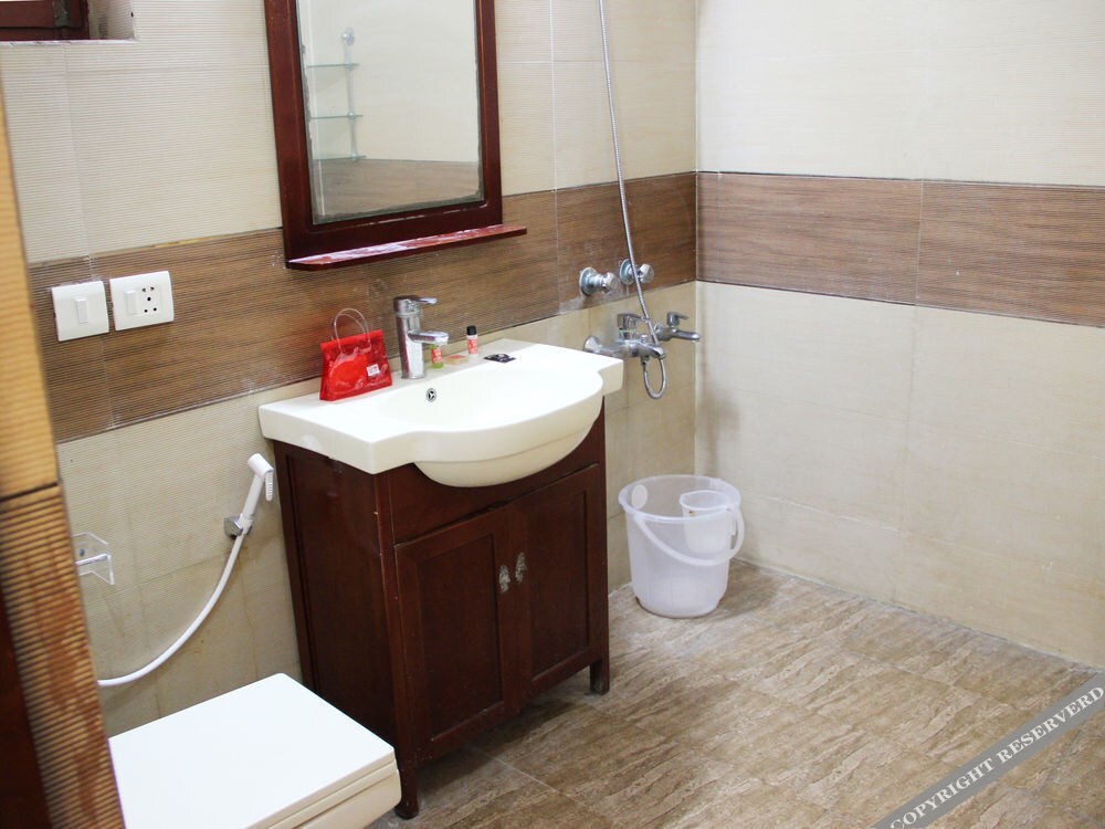 Нойда: OYO Rooms Sai Temple Noida Sector 61